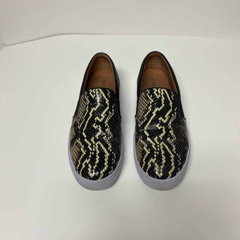 Vionic Demetra Boa Snakeskin Slip-On Sneakers Size 8